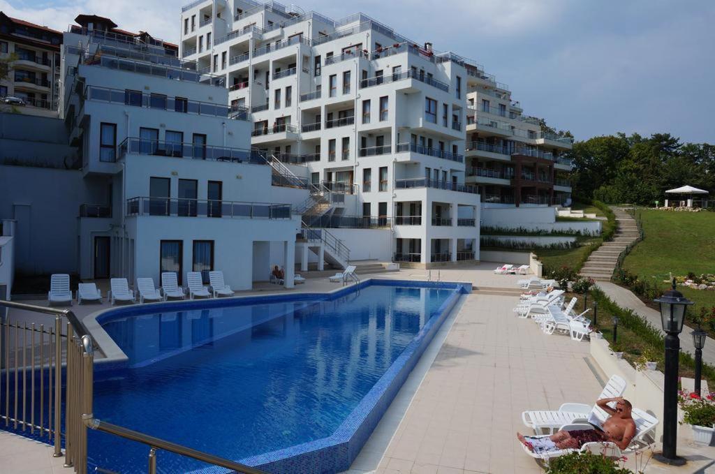Byala Vista Loreta Apartments エクステリア 写真